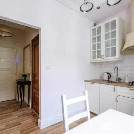 Flat In Old Town *